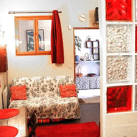 Adorable Studette Cessole *