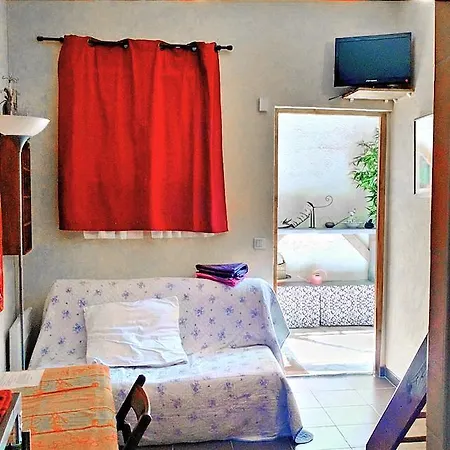 Adorable Studette Cessole *